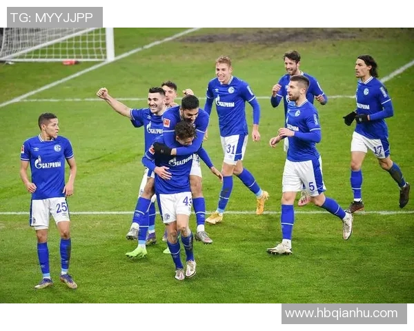 沙尔克04德甲双杀不来梅，2比0击败对手，稳坐联赛前茅